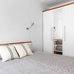 Brightflat شقة ماكارسكا